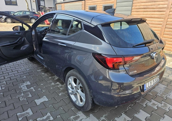 Opel Astra cena 39900 przebieg: 230000, rok produkcji 2016 z Kutno małe 191